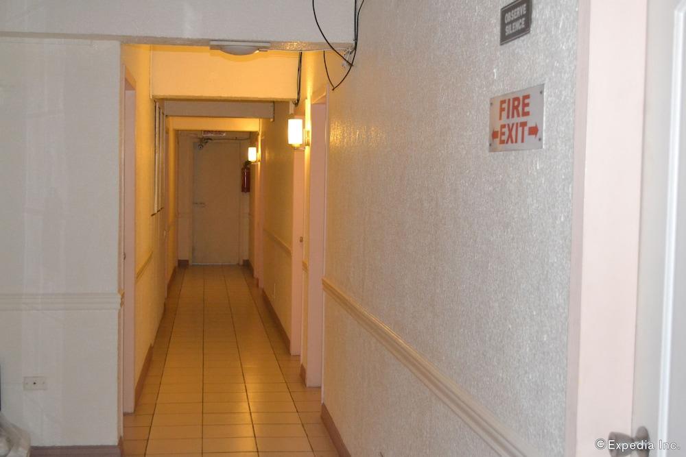 Cebuview Tourist Inn מראה חיצוני תמונה