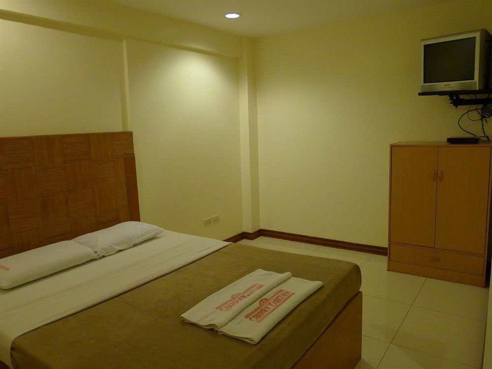 Cebuview Tourist Inn מראה חיצוני תמונה