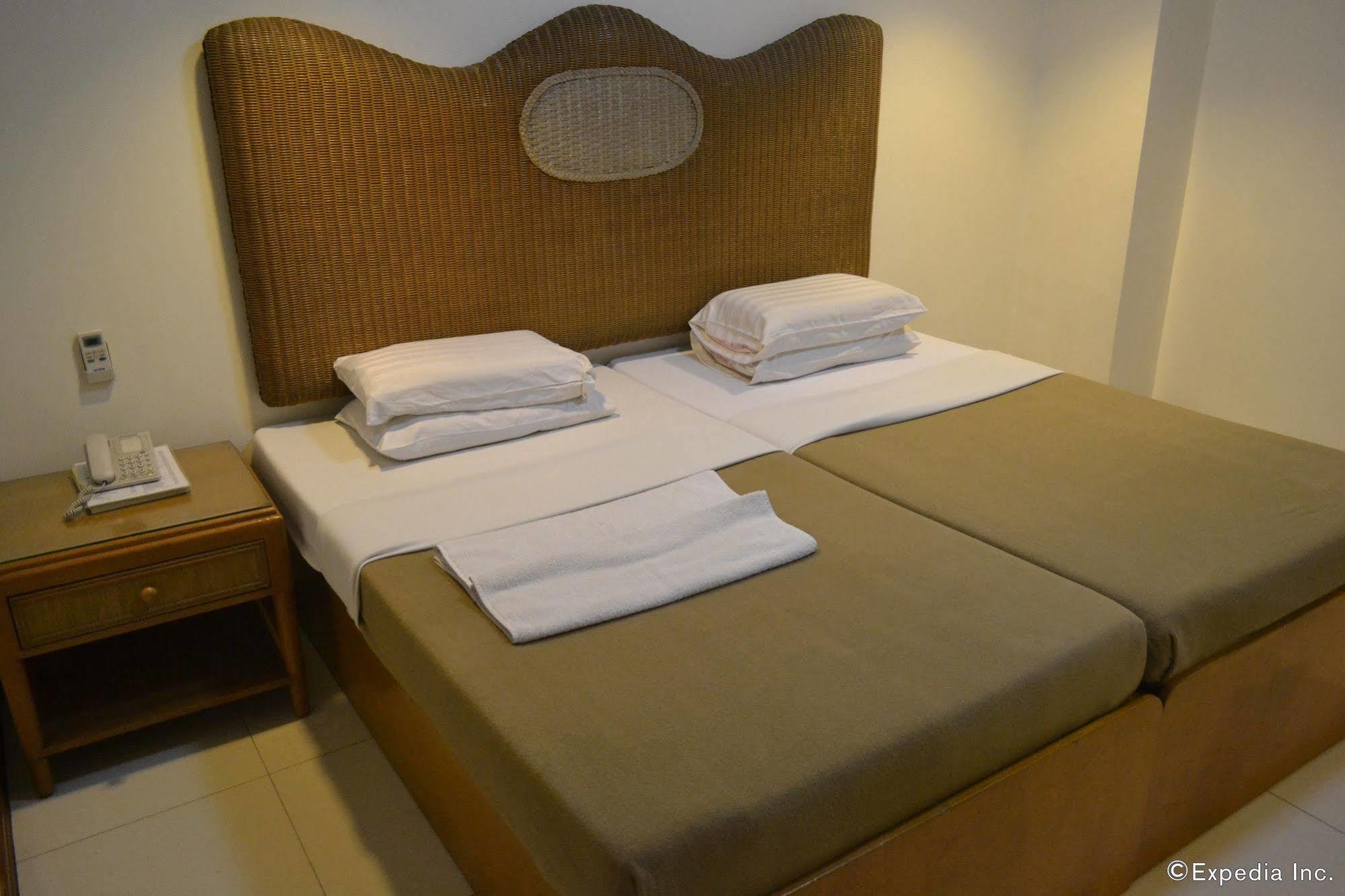 Cebuview Tourist Inn מראה חיצוני תמונה