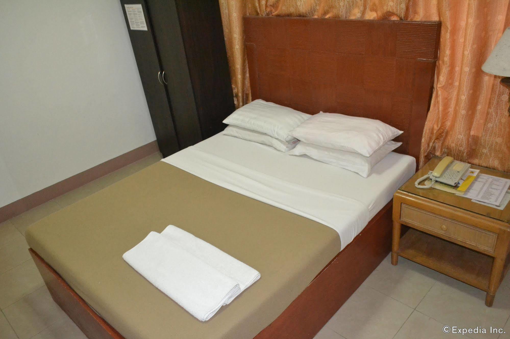 Cebuview Tourist Inn מראה חיצוני תמונה