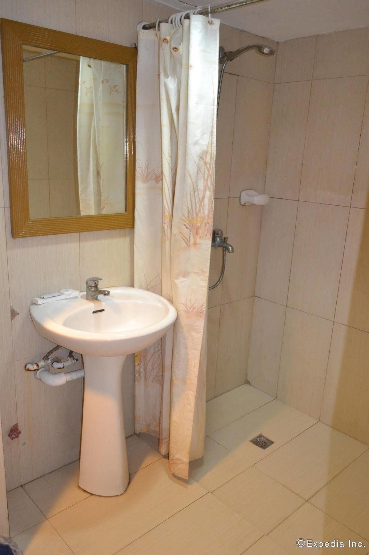 Cebuview Tourist Inn מראה חיצוני תמונה