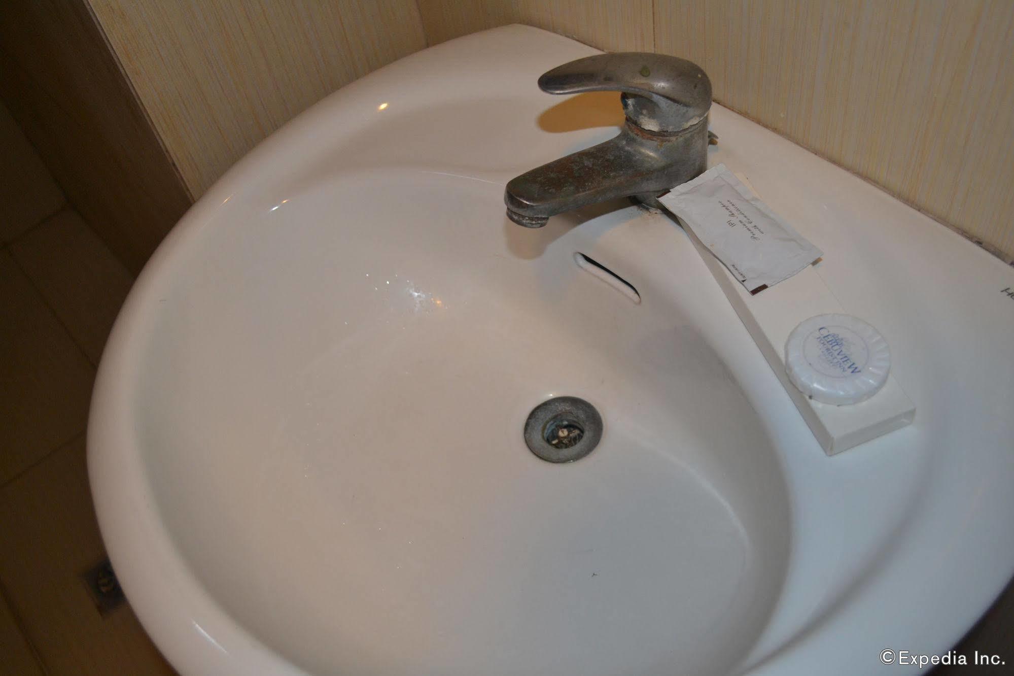 Cebuview Tourist Inn מראה חיצוני תמונה