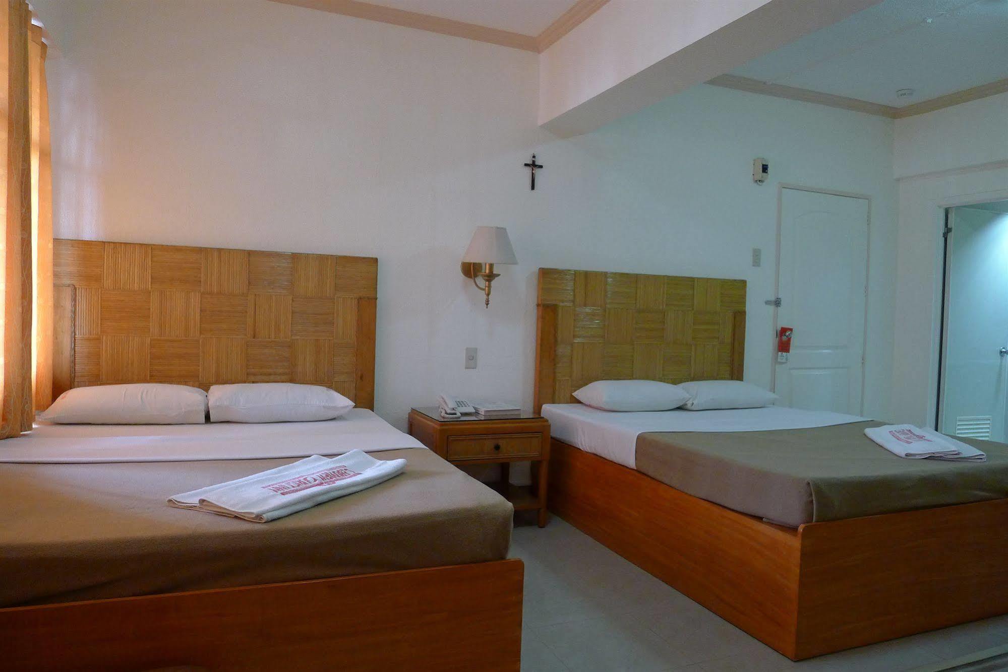 Cebuview Tourist Inn מראה חיצוני תמונה