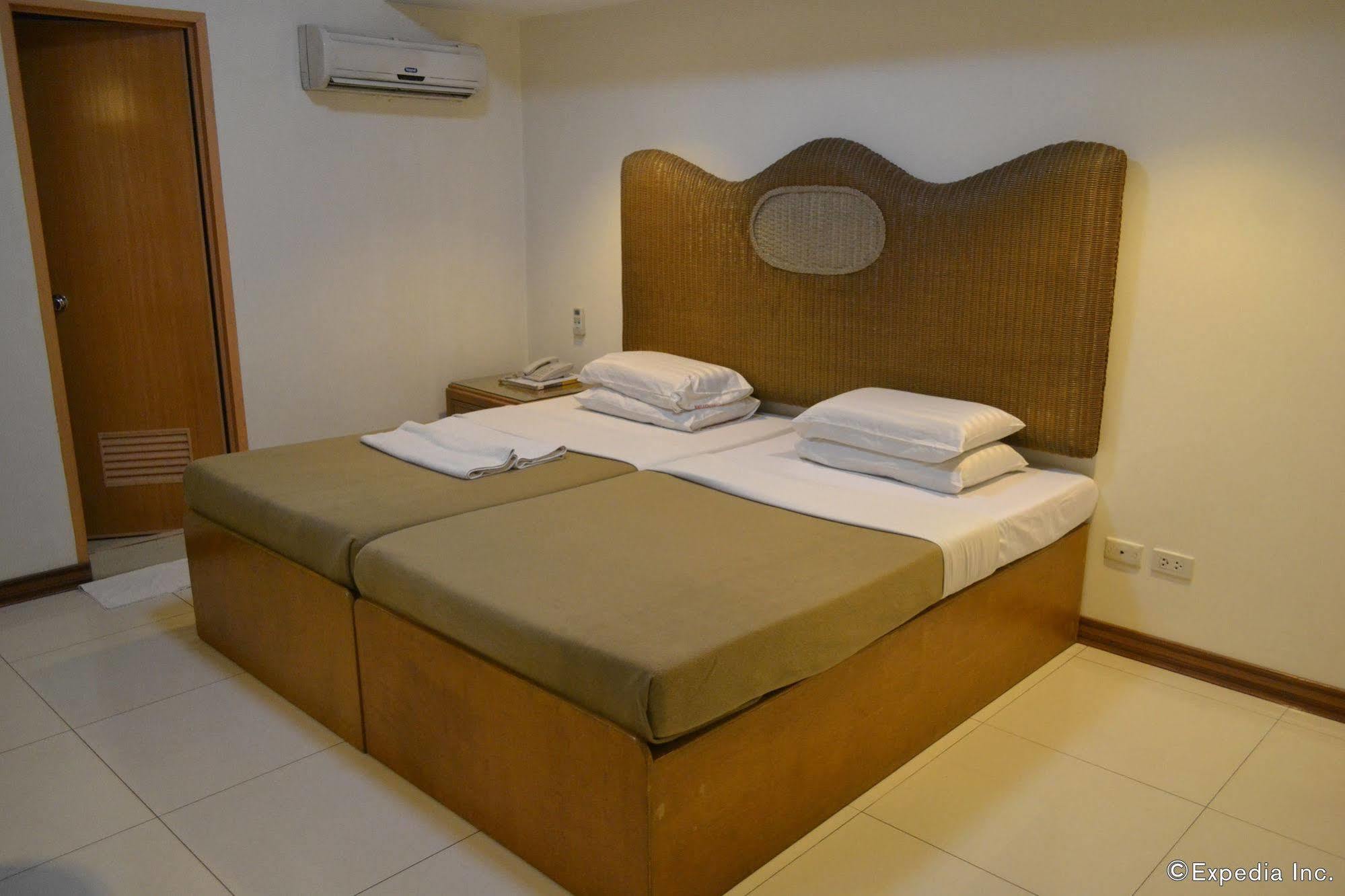 Cebuview Tourist Inn מראה חיצוני תמונה